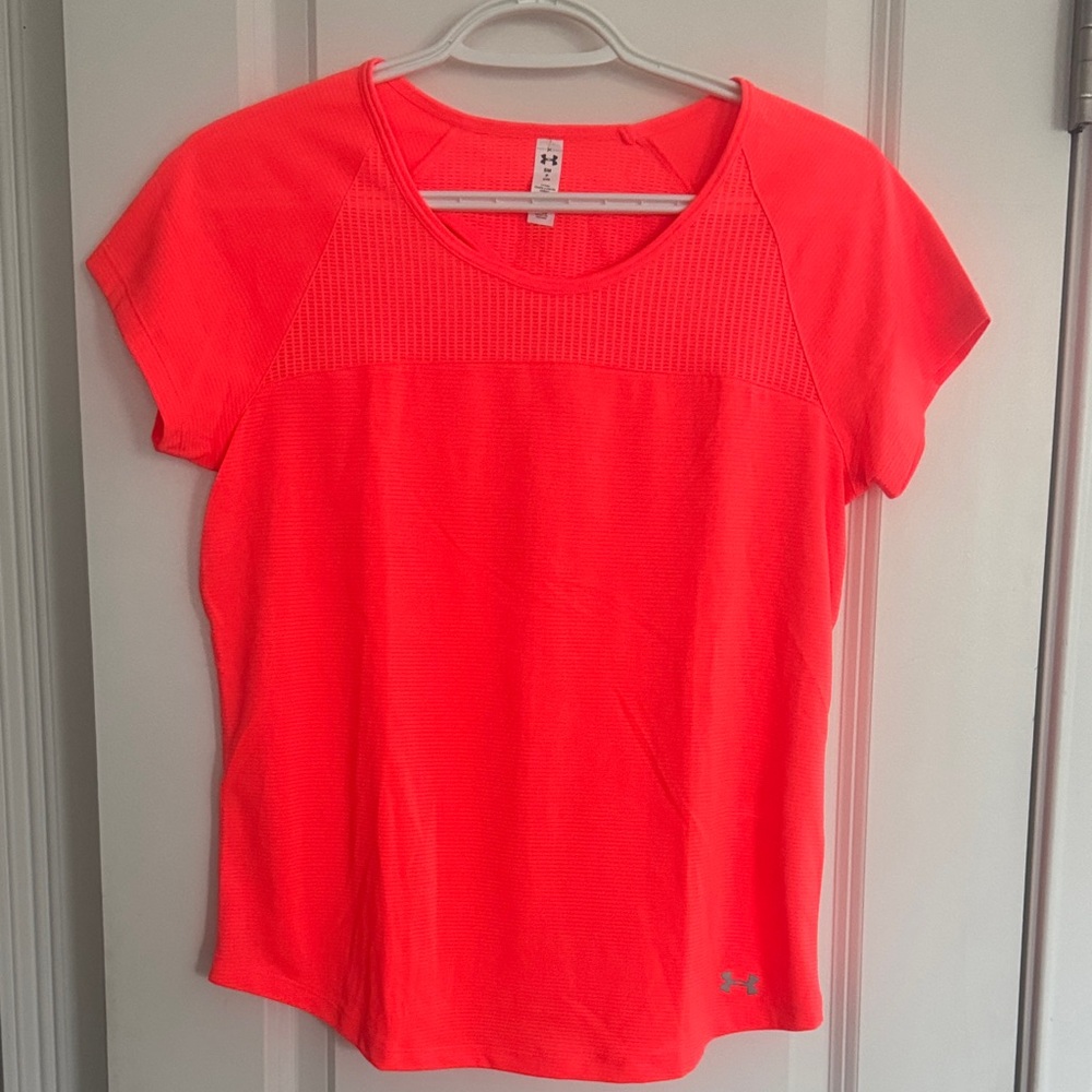 NEW!! Under Armour Women's Bright Coral Short Sleeve Tee Heat Gear